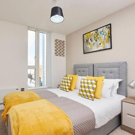 Lovely Apartment - Private Parking - Stadium Views Mánchester Exterior foto