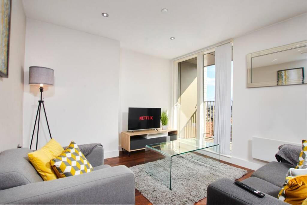 Lovely Apartment - Private Parking - Stadium Views Mánchester Exterior foto