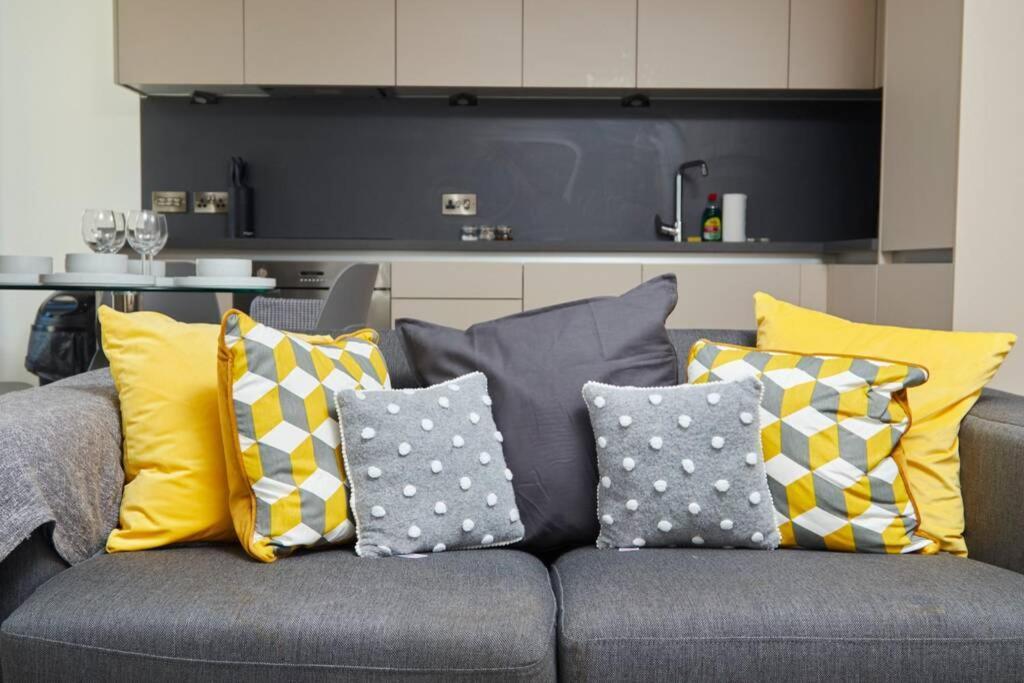 Lovely Apartment - Private Parking - Stadium Views Mánchester Exterior foto